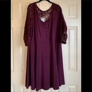 Burgundy Lace Sleeve Torrid Dress Sz 2 NWT